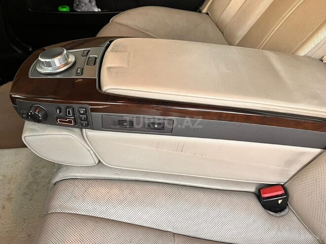 BMW 740-5