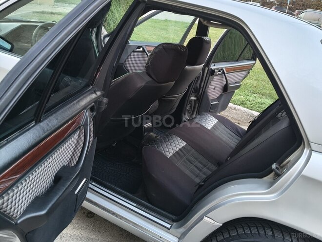 Mercedes 250 D 1995, 445,000 km - 2.5 l - Bakı