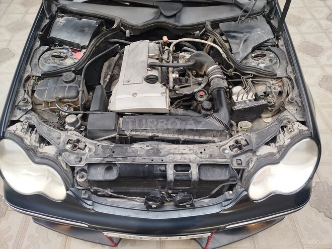 Mercedes C 180 2000, 430,000 km - 2.0 l - Bakı
