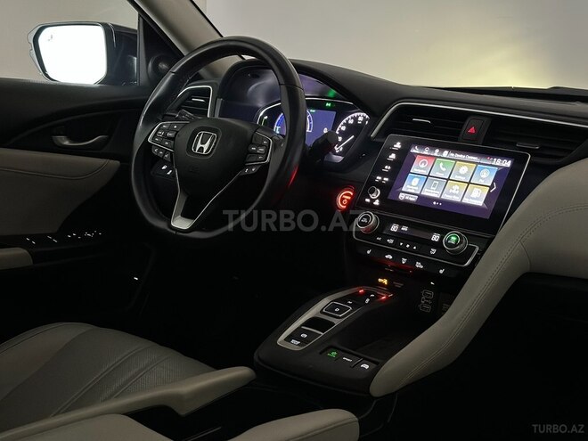 Honda Insight-11