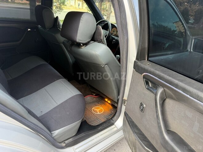 Mercedes C 240 1999, 358,000 km - 2.4 l - Bakı