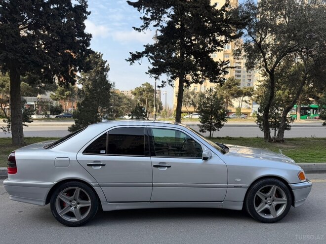 Mercedes C 240 1999, 358,000 km - 2.4 l - Bakı