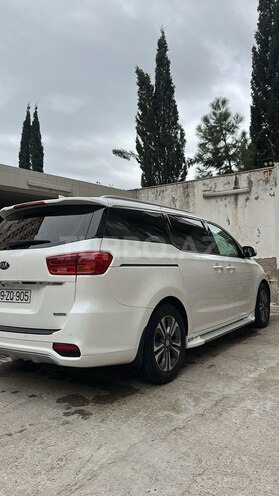 Kia Carnival 2019, 180,000 km - 2.2 l - Bakı