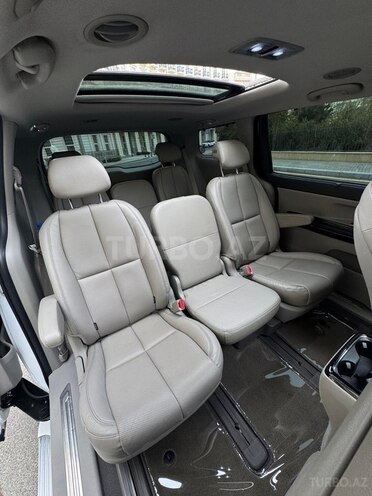 Kia Carnival 2019, 180,000 km - 2.2 l - Bakı