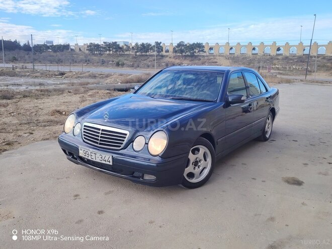Mercedes E 200 1999, 325,000 km - 2.0 l - Bakı
