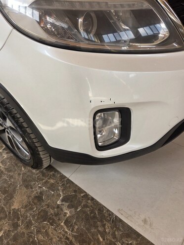 Kia Sorento-16