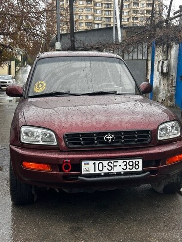 Toyota RAV4-1