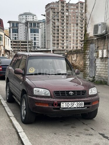Toyota RAV4-2
