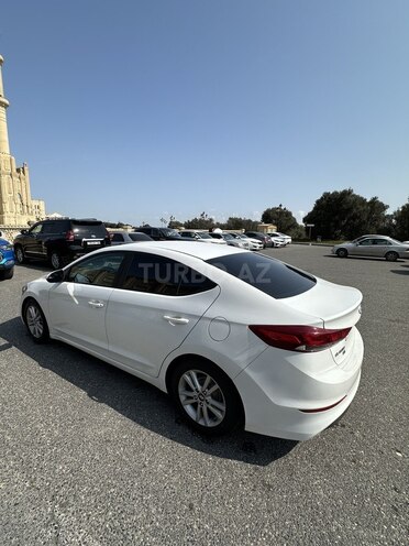 Hyundai Elantra 2018, 126,000 km - 2.0 l - Bakı