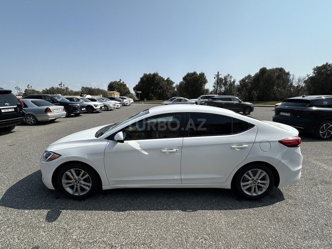 Hyundai Elantra 2018, 126,000 km - 2.0 l - Bakı