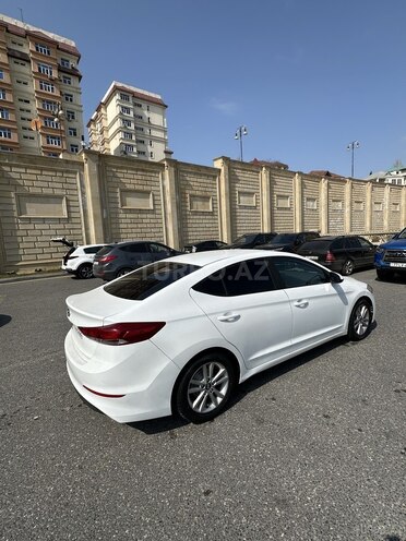 Hyundai Elantra 2018, 126,000 km - 2.0 l - Bakı