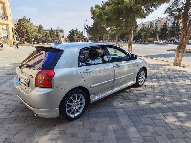 Toyota Corolla 2006, 226,000 km - 1.4 l - Bakı