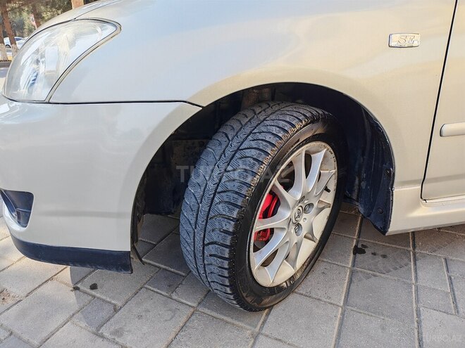 Toyota Corolla 2006, 226,000 km - 1.4 l - Bakı