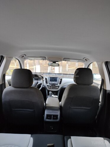 Chevrolet Equinox-8