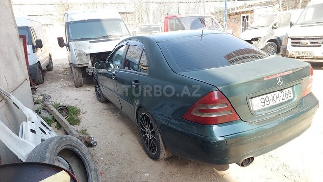 Mercedes C 200 2000, 250,270 km - 2.0 l - Bakı