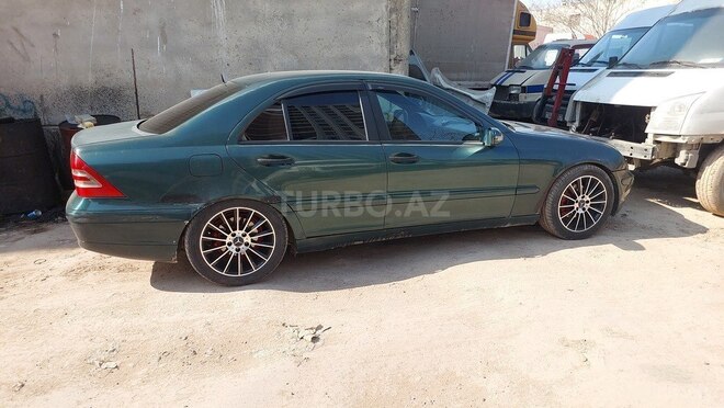 Mercedes C 200 2000, 250,270 km - 2.0 l - Bakı