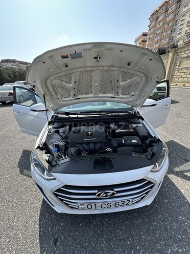 Hyundai Elantra 2018, 126,000 km - 2.0 l - Bakı