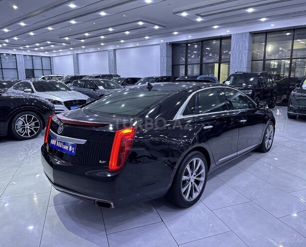 Cadillac XTS-5