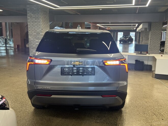 Chevrolet Equinox-5