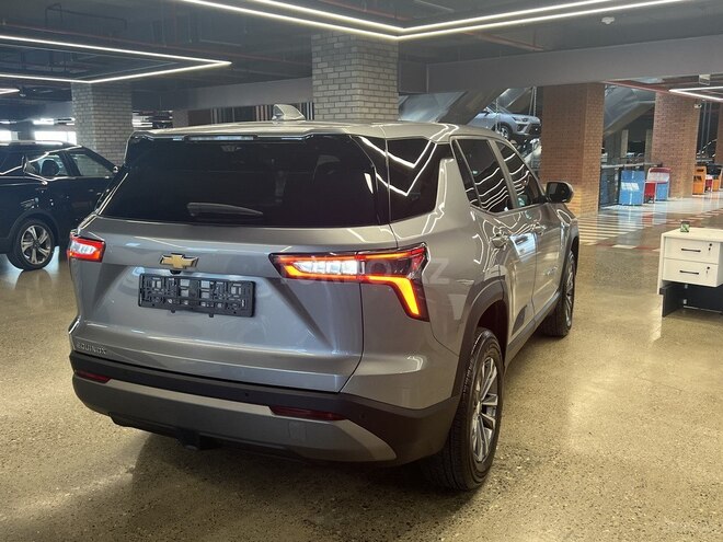 Chevrolet Equinox-6