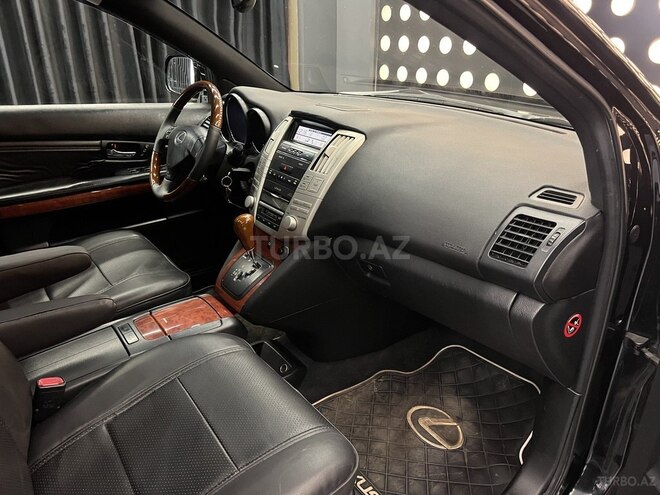Lexus RX 330-11