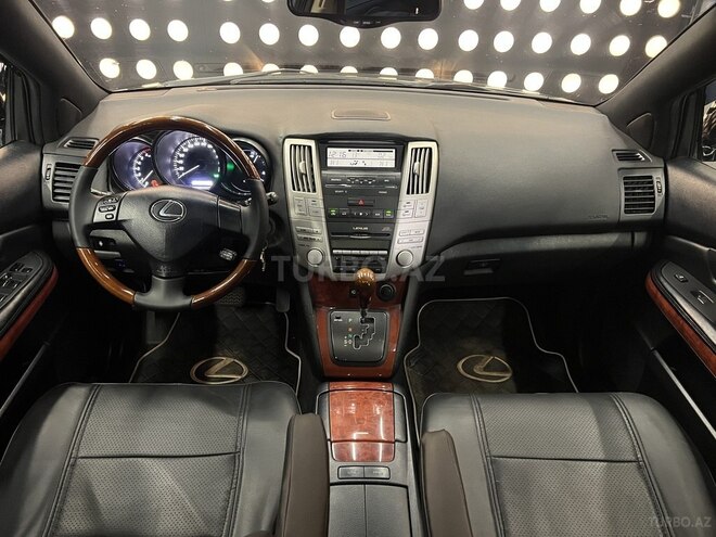 Lexus RX 330-12