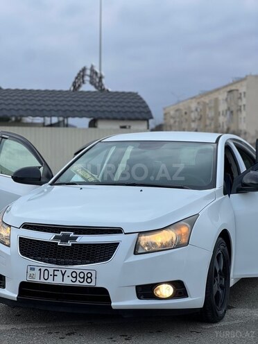 Chevrolet Cruze-11