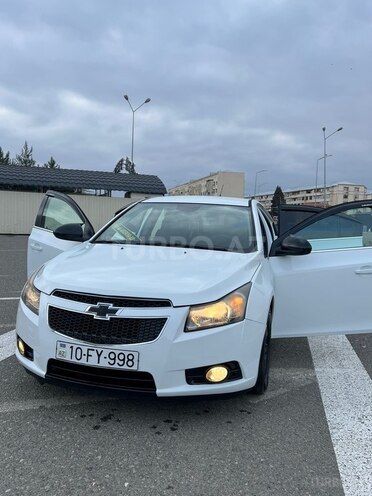 Chevrolet Cruze-13