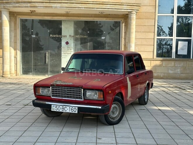 LADA (VAZ) 2107 1995, 250,000 km - 1.6 л - Salyan