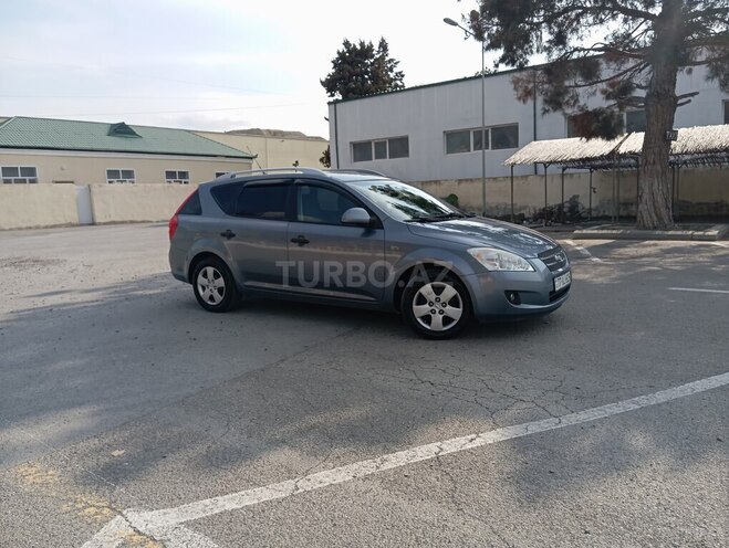 Kia  2009, 242,000 km - 1.4 l - Mingəçevir