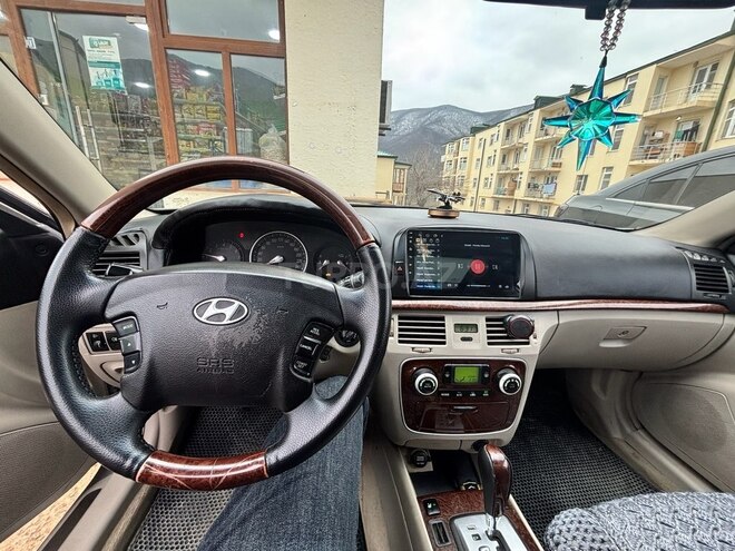 Hyundai Sonata-3