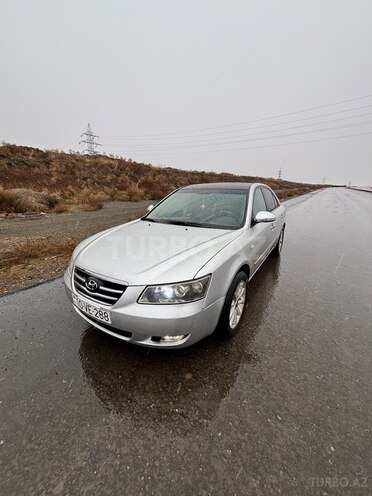 Hyundai Sonata-10