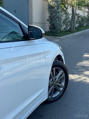 Hyundai Elantra 2017, 112,654 km - 2.0 л - Bakı