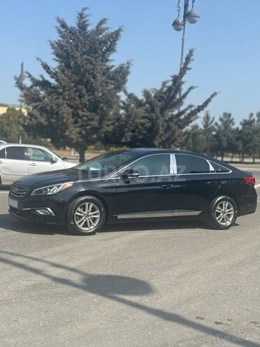 Hyundai Sonata-5