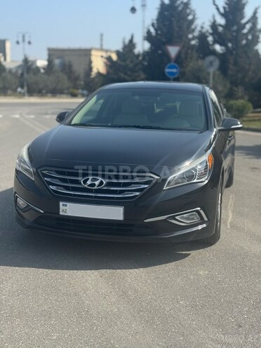 Hyundai Sonata-2