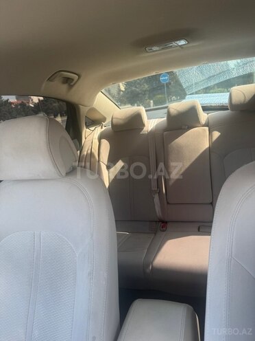 Hyundai Sonata-8