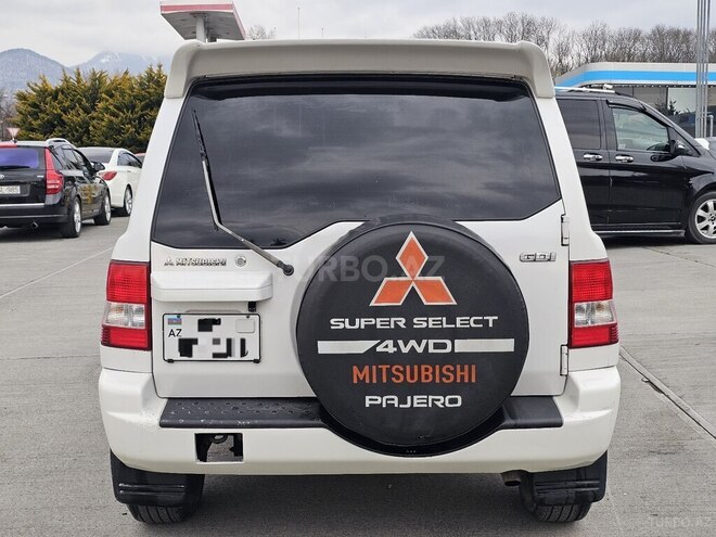 Mitsubishi Pajero io 2001, 236,873 km - 2.0 l - Qəbələ