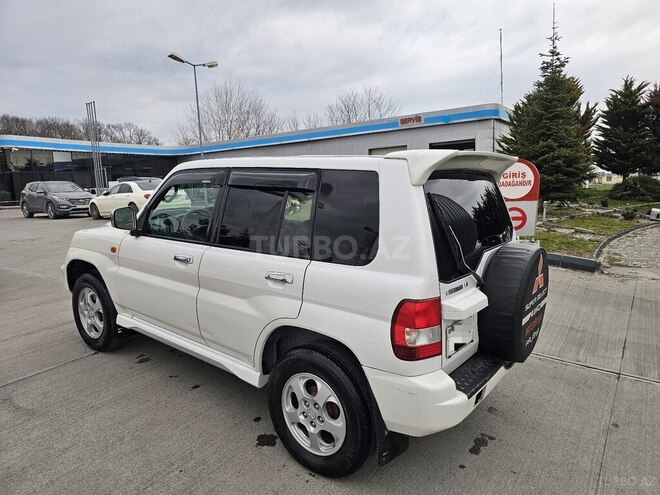 Mitsubishi Pajero io 2001, 236,873 km - 2.0 l - Qəbələ