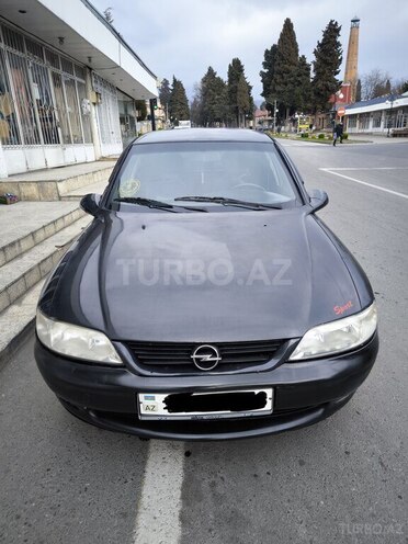 Opel Vectra 1996, 258,460 km - 1.8 l - Balakən