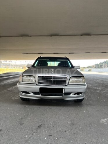 Mercedes C 220 2000, 344,000 km - 2.2 l - Bakı