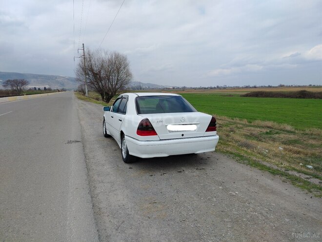 Mercedes C 200-6