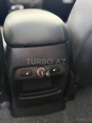 Kia Sorento-12