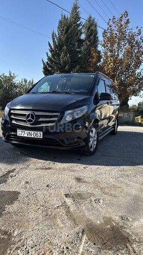 Mercedes Metris-1