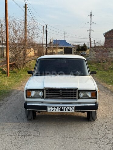 LADA (VAZ) 2107 2008, 547,896 km - 1.7 l - Salyan