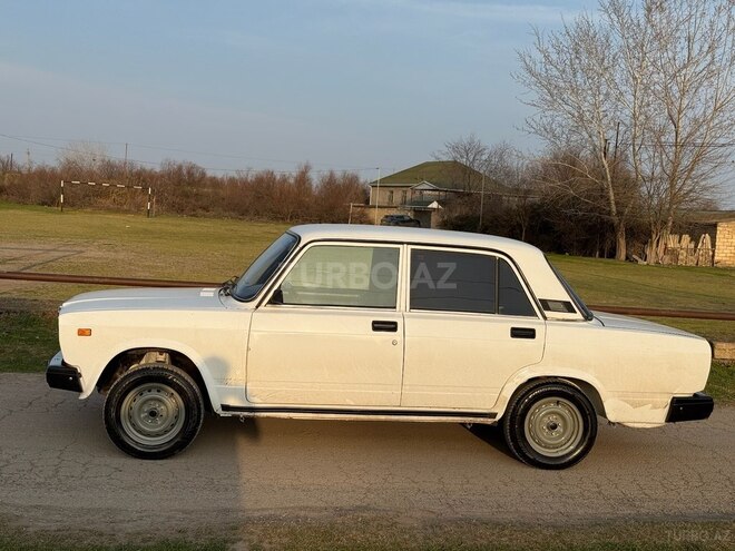 LADA (VAZ) 2107 2008, 547,896 km - 1.7 l - Salyan