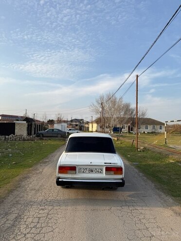 LADA (VAZ) 2107 2008, 547,896 km - 1.7 l - Salyan