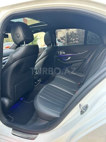 Mercedes E 300-14
