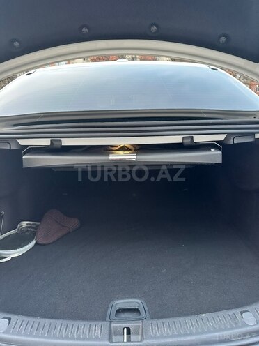 Mercedes E 300-16