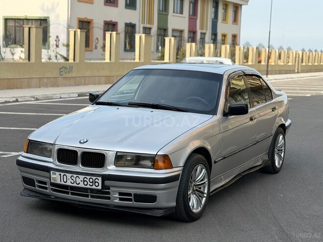 BMW 318 1991, 200,000 km - 1.8 l - Sumqayıt