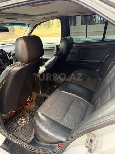 BMW 318 1991, 200,000 km - 1.8 l - Sumqayıt
